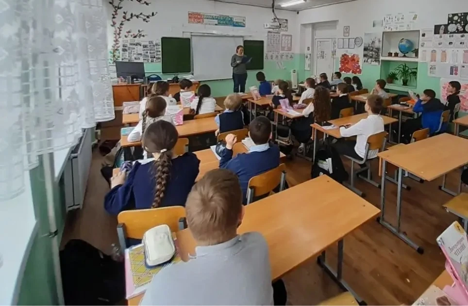 ПРОФОРИЕНТАЦИОННАЯ АКЦИЯ  "ВЫБОР ПРОФЕССИИ"👨‍🍳👩‍🌾👩‍🔧👨‍🔬👩‍🏭  Акция "Выбор профессии" продолжает работ