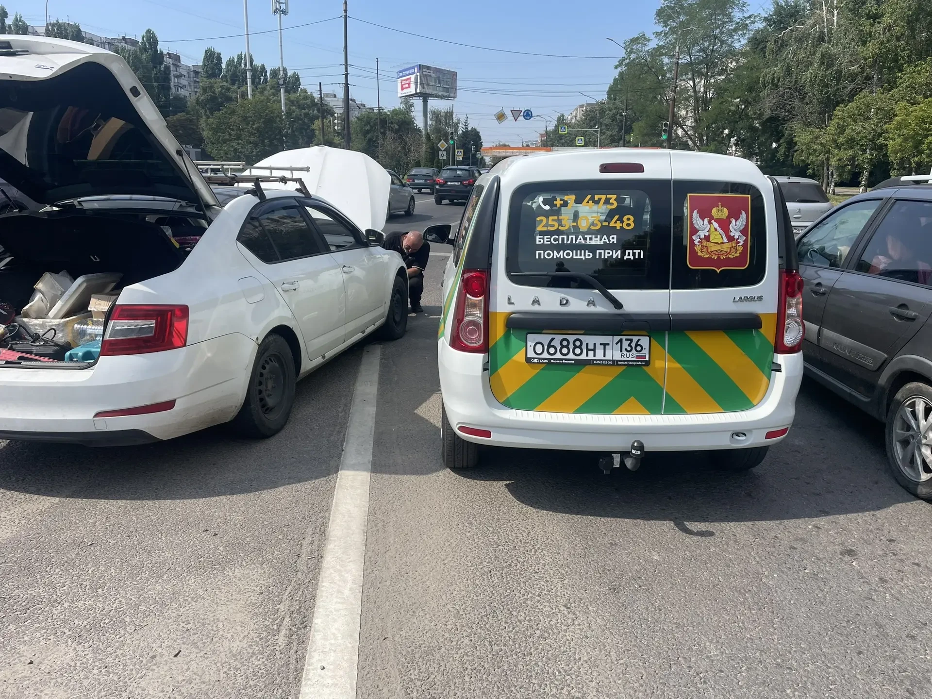 Хочу сказать человеческое спасибо экипажу Дорожного патруля на Ларгусе с номером о688нт...