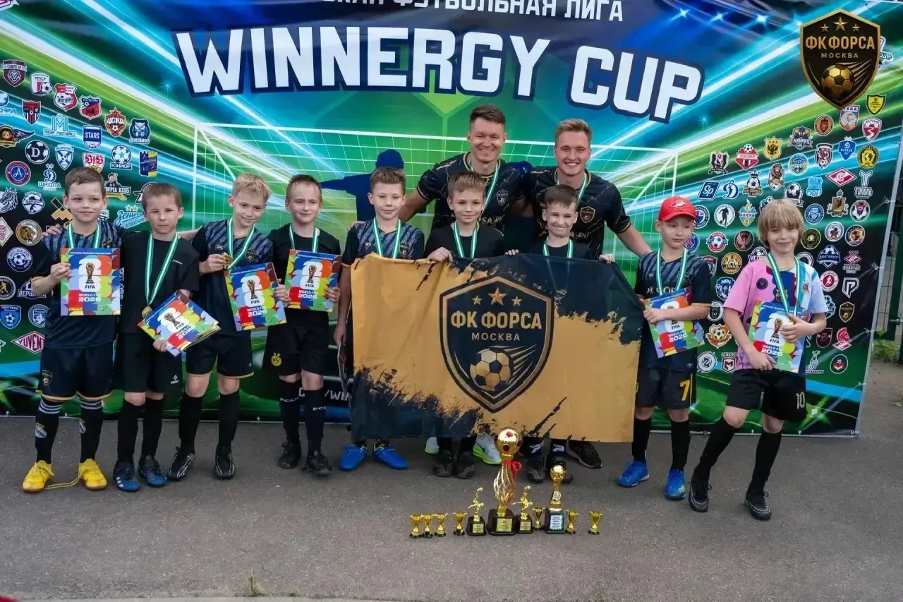 Серебро «ФОРСЫ» на Winnergy Cup 2026! 🏆  Мы знаем, что в нашей школе растут настоящие чемпионы. И во
