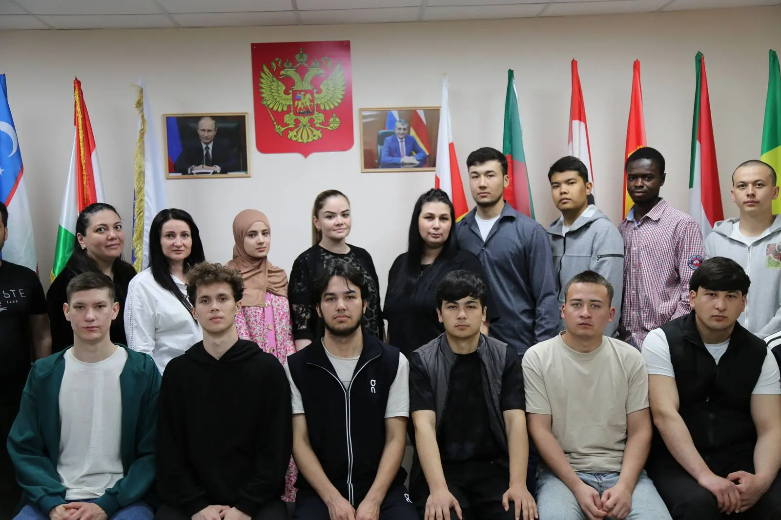 🏫 В Центре социокультурной адаптации для иностранных граждан и лиц без гражданства проведена беседа 