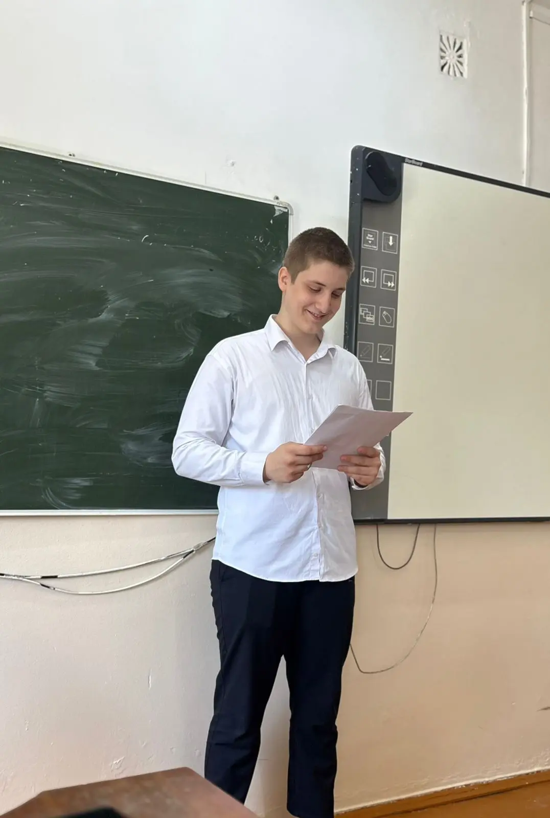Сегодня, 20.05.2026 г. в 9² классе прошел урок-лекция , посвящённая противодействию терроризму. Учащ