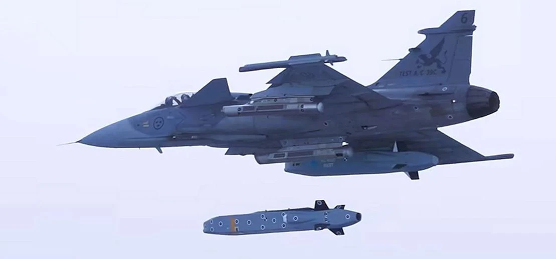 Gripen обзавёлся «длинной рукой»
