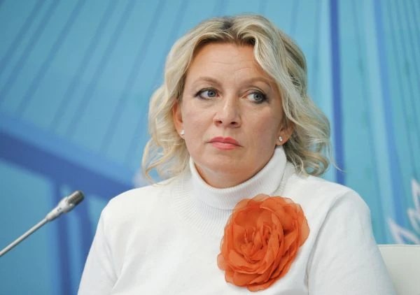 Мария Захарова назвала западные санкции против России «безумием и беснованием»
