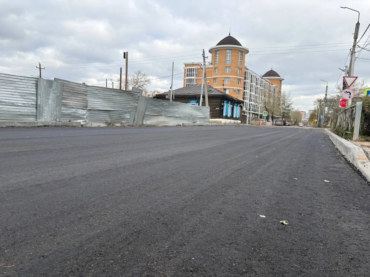 ⚒️Приводим в порядок дороги после реконструкции инженерных сетей в центре города  Уже завершили ремо