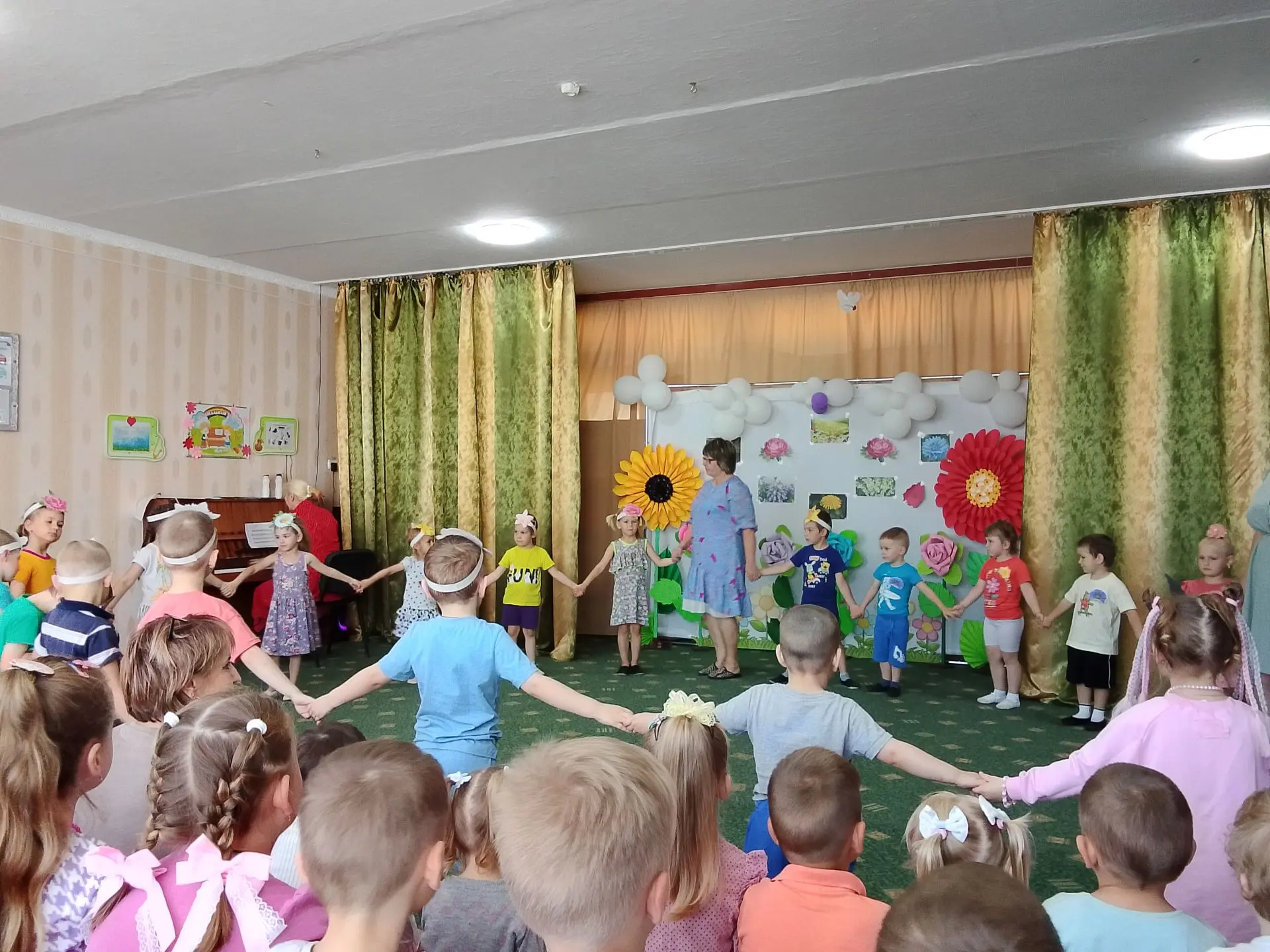 🌸Представьте себе волшебный мир, где каждый лепесток распускается под звуки мелодичных...