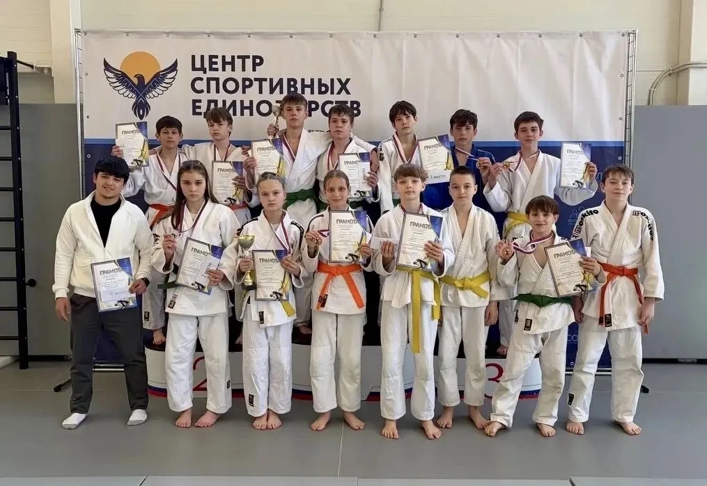 🎉 Триумф наших дзюдоистов: 12 медалей в копилке команды! 🏆