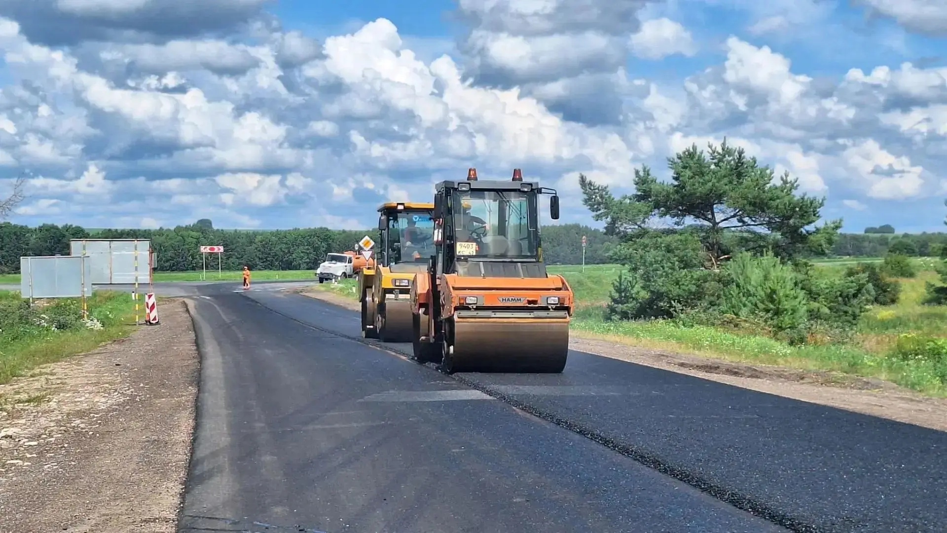 🚜В Кировской области 80% запланированных к ремонту дорог приведены в нормативное состо...