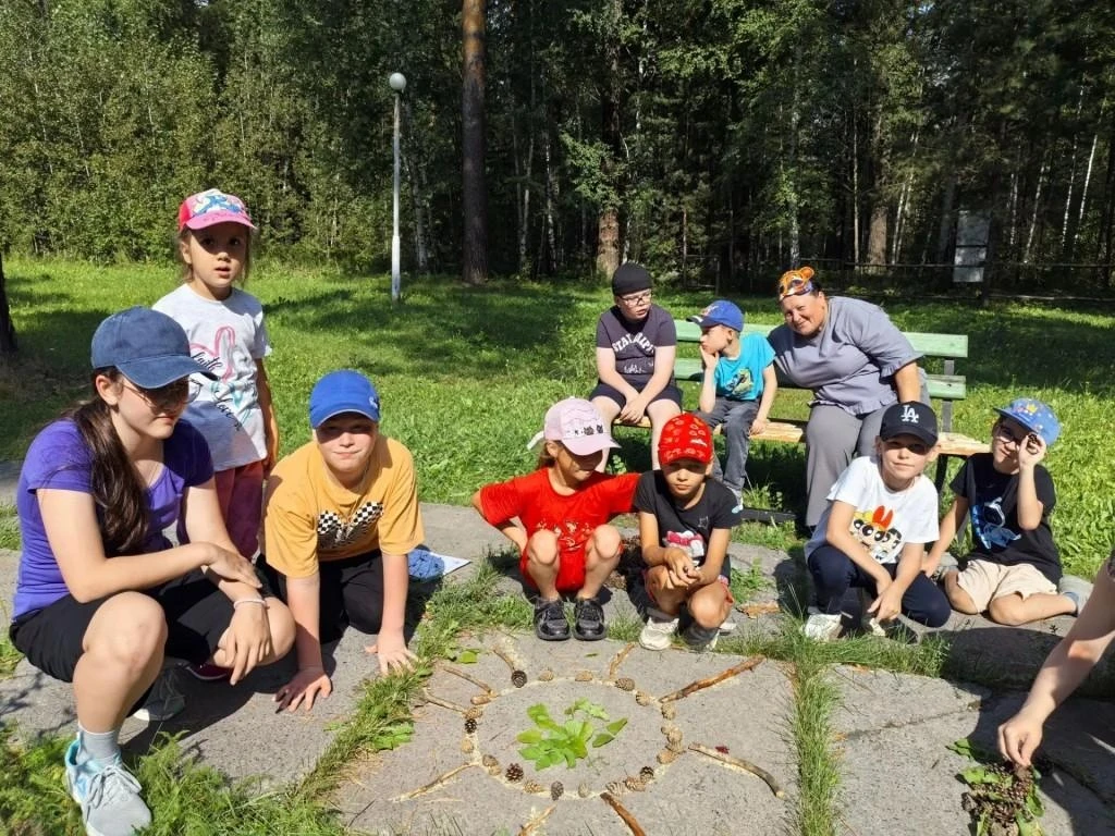 Сегодня наши дети превратились в настоящих следопытов! В рамках квест-игры «Путешествие...