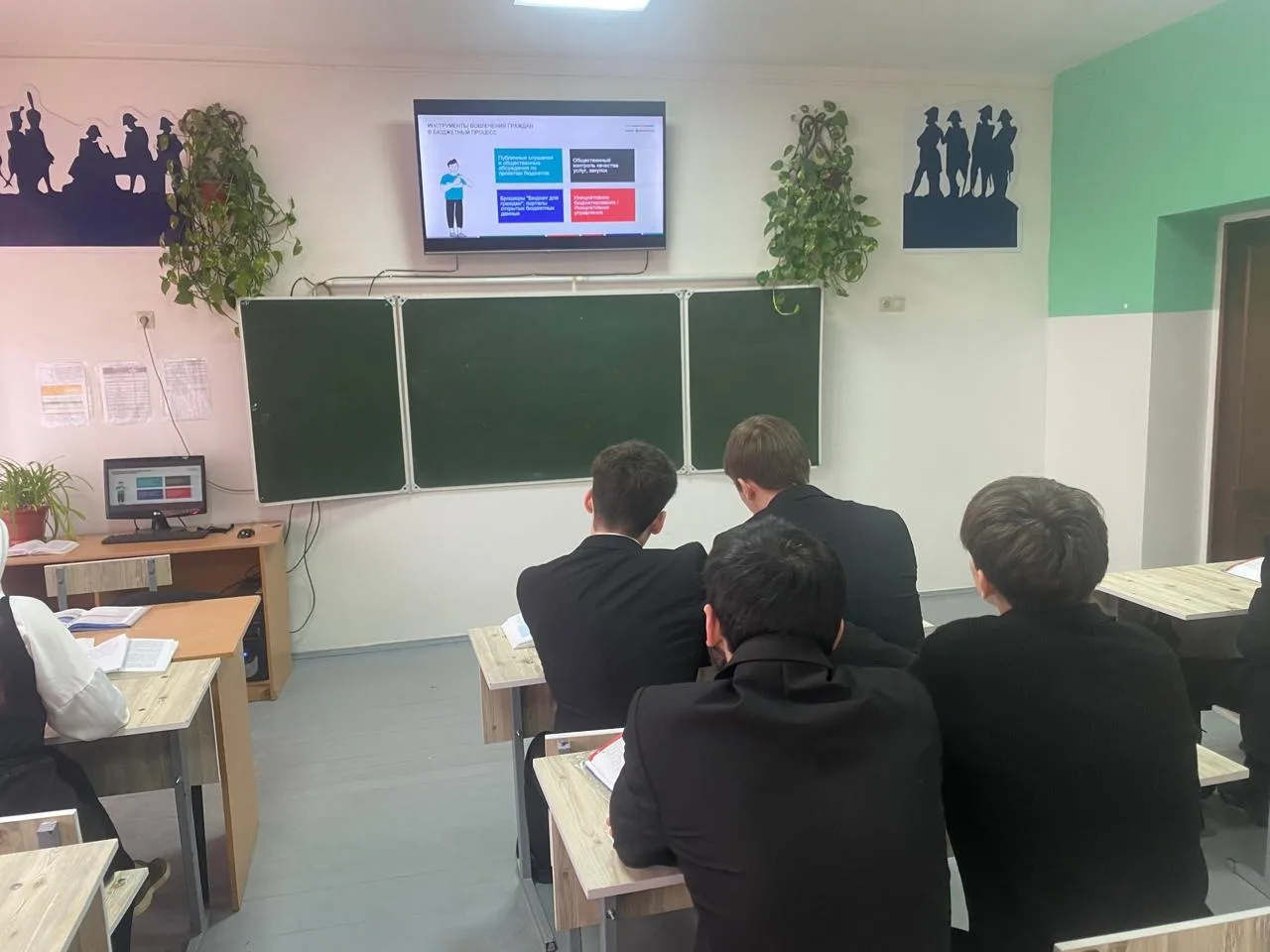 В МБОУ «СОШ6 г. Урус-Мартан» прошло занятие посвященное VII этапу Всероссийской просветительской эст