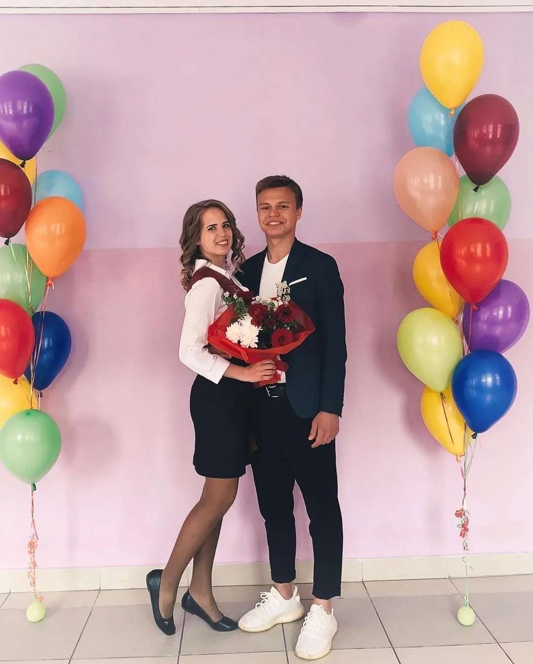 К юбилею школы. Love Story ❤💜💛 Ну, наконец-то! Начинаем цикл историй школьной любви, которая перерос