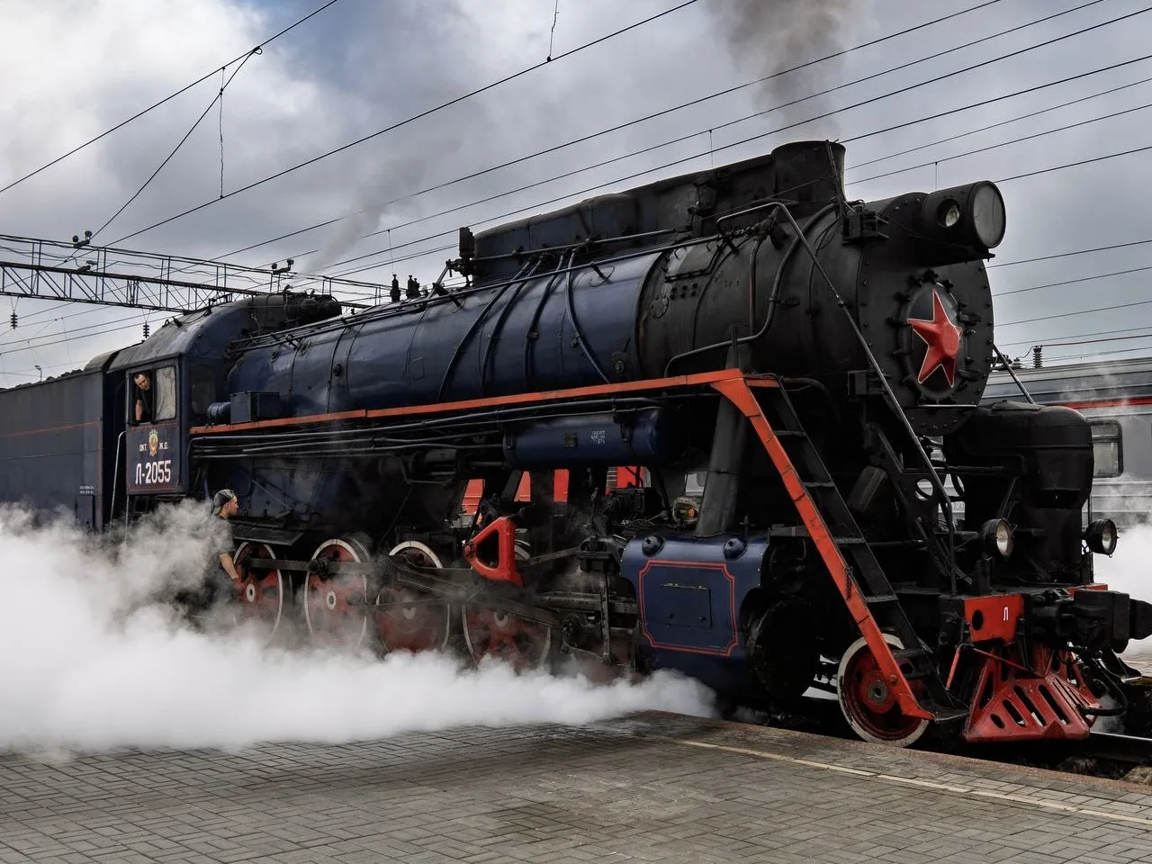 Познакомили туристов с эпохой купечества

🚂 На ретропоезде «Купеческий экспресс», курсировавшем на 