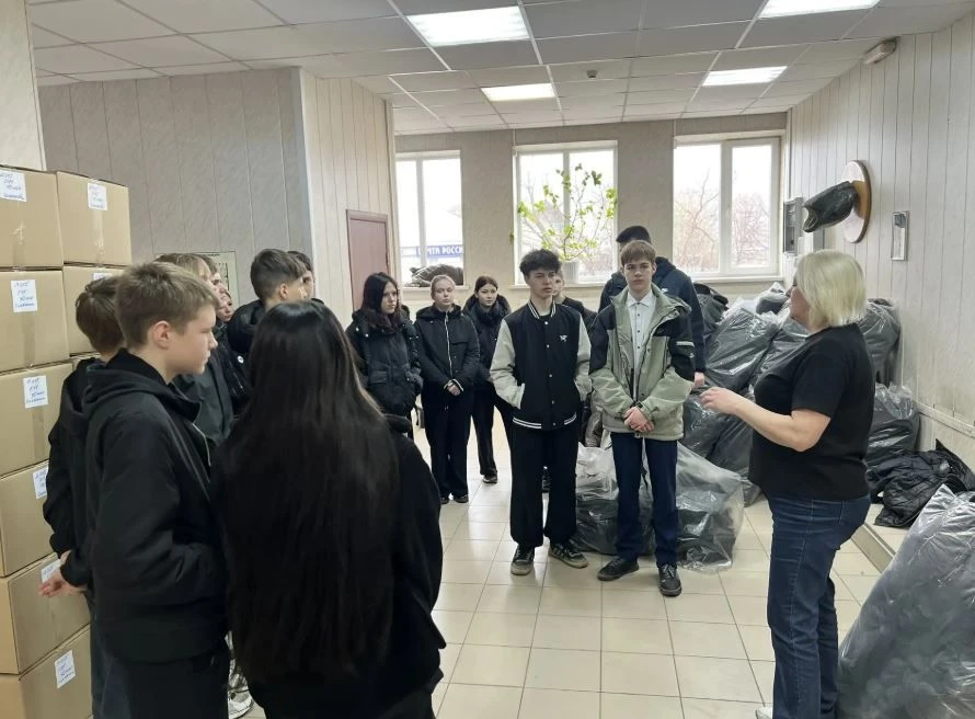 «Экскурсия  на предприятие»  2 апреля  в рамках недели без турникетов , учащиеся 8 в класса с классн