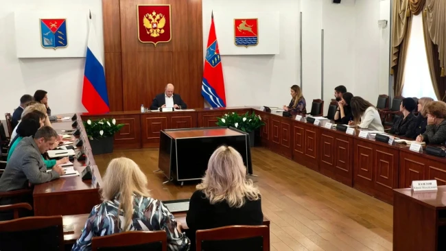 🇷🇺 В правительстве Магаданской области обсудили подготовку к 100-летию Магадана
