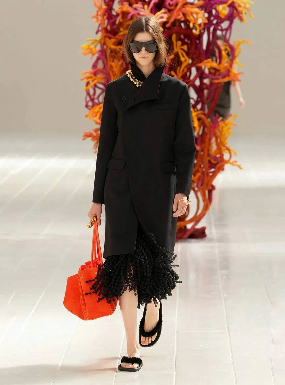 Единственная российская модель на показе Balenciaga весна-лето 2027 — Настя Сайко из аг...