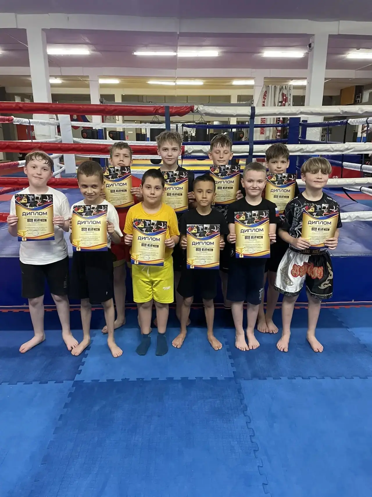 🥊Успешная аттестация в группах кикбоксинга: дипломы в руках, победы — впереди!

В нашей спортивной 