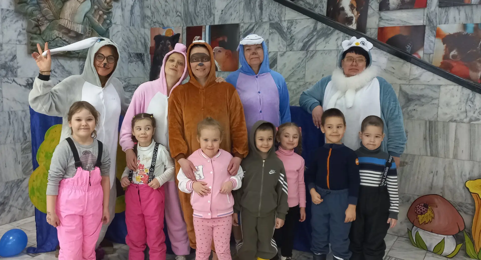 ИНТЕРАКТИВНЫЙ СПЕКТАКЛЬ «ВИННИ-ПУХ И ВСЕ, ВСЕ, ВСЕ!» В ДЕТСКОЙ БИБЛИОТЕКЕ.