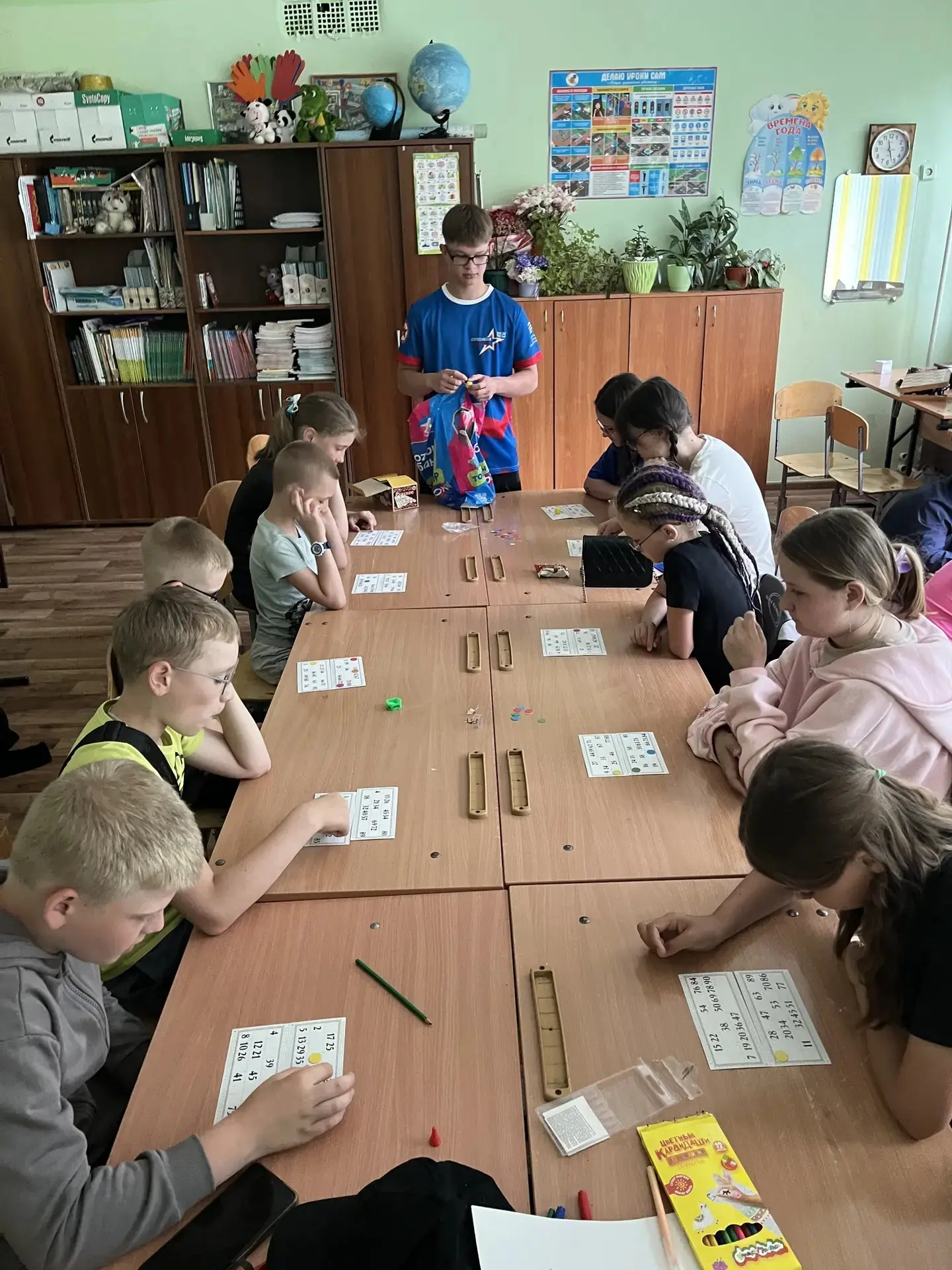 Когда за окном пасмурно ☁️
🌦️Серая погода и моросящий дождик — отличный повод не грустить в отрядах
