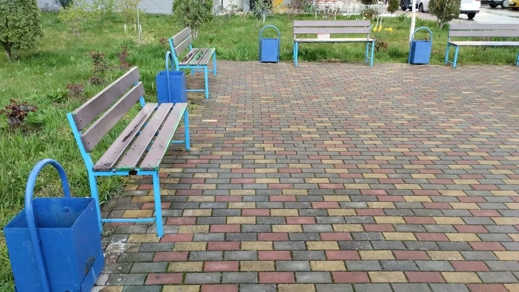 🌷 Уважаемые жители наших  домов по адресу : адмирала Пустошкина✨  Напоминаем, что уборка территории 