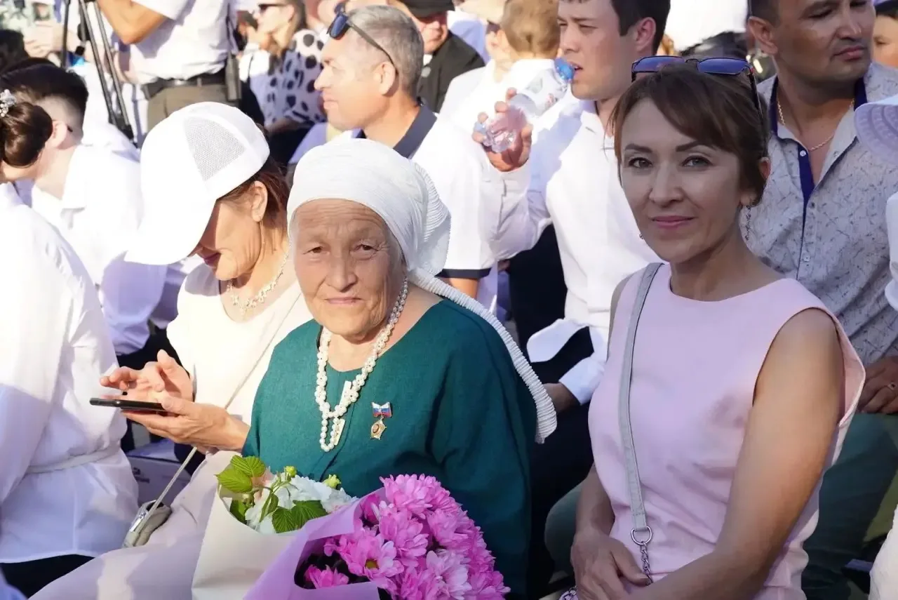 10 детей, 22 внука и 5 правнуков – вот такое богатство у нашей землячки Фаназии Исмагзамовны Такалов