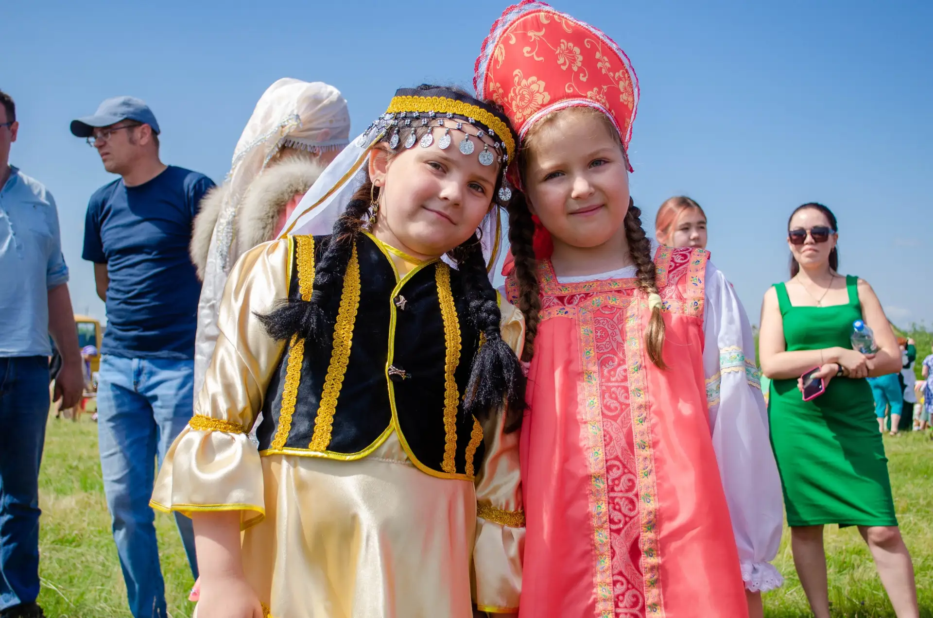 👭 Сегодня в Кременкуле, Архангельском и Полетаево детей ждут на развлекательные программы (0+). Под