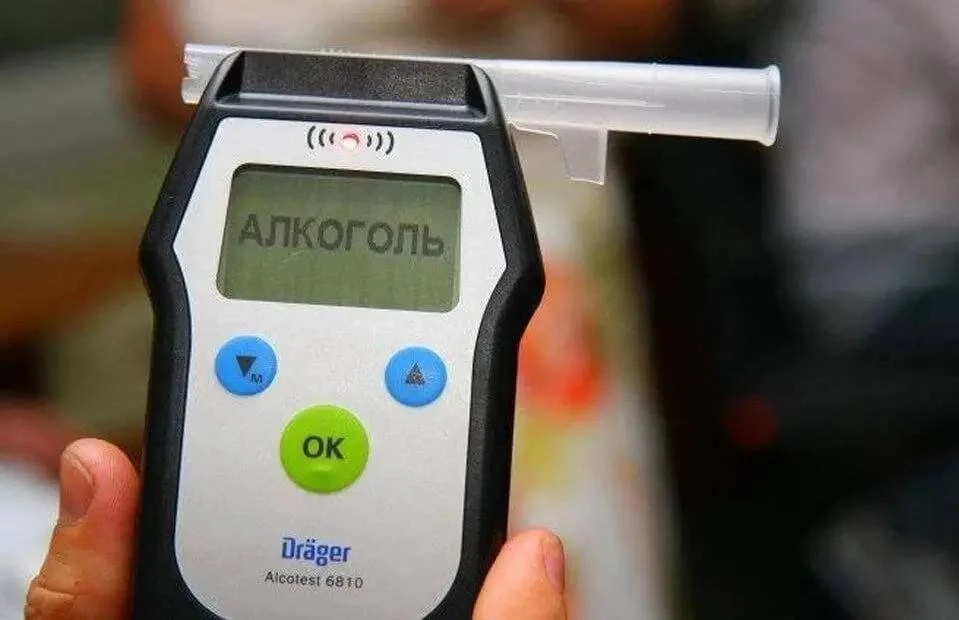 🚗 В Углегорске пьяного водителя лишили прав и конфисковали автомобиль