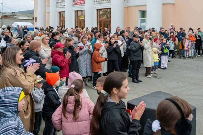 🎉 К городской акции День микрорайона «Магадан — наш общий дом» присоединились жители 3...