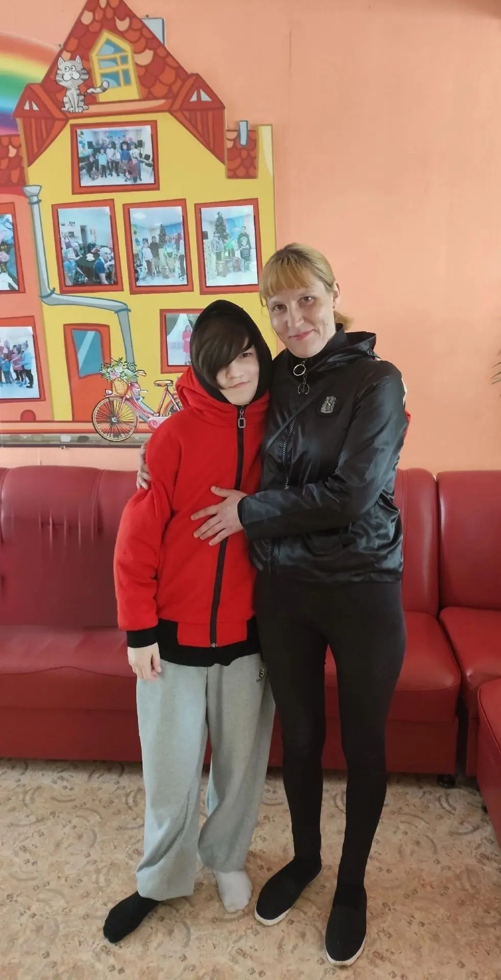 Радостное событие: воспитанник вернулся в родную семью!

В Плесецком центре содействия семейному уст