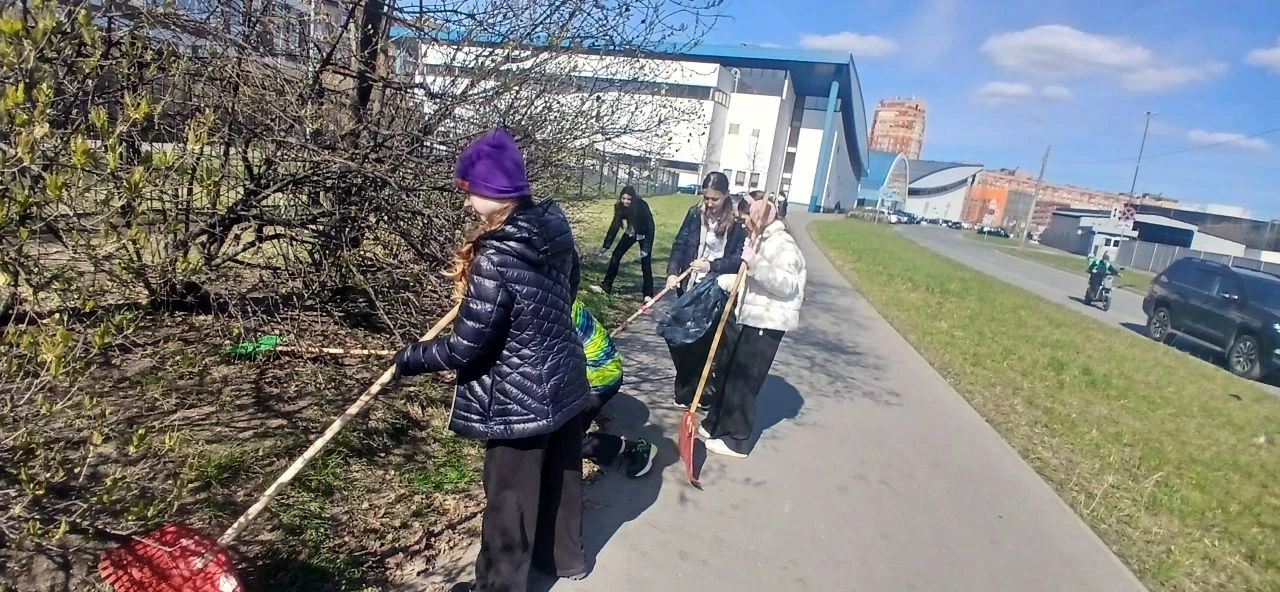 🌱 Забота о природе начинается с малого ☘️   Ребята 6 «Б» класса вместе с классным руководителем Эльв