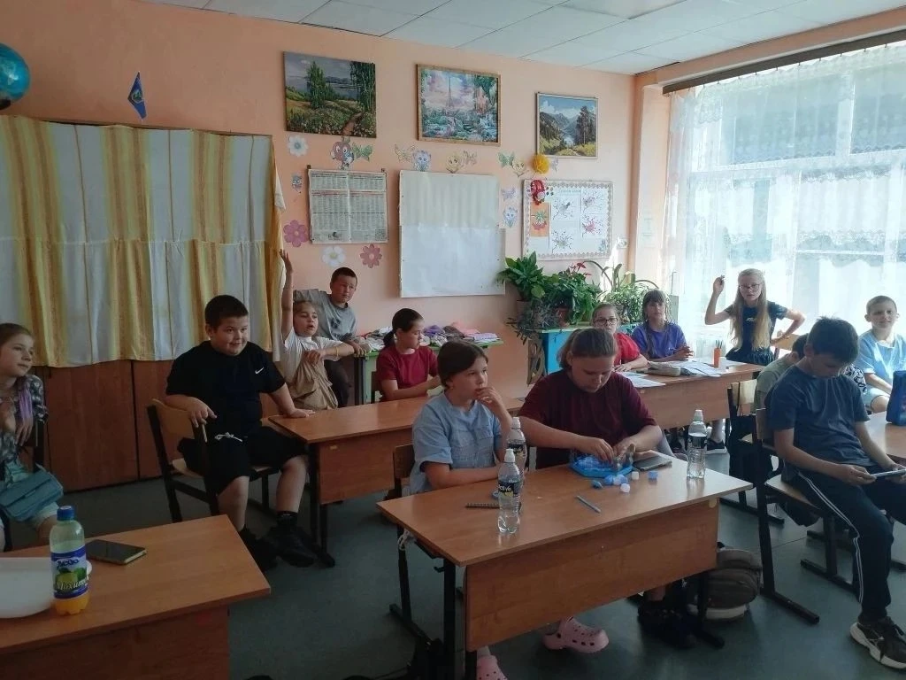6 июня в день рождения великого русского поэта, основоположника современного русского литературного 