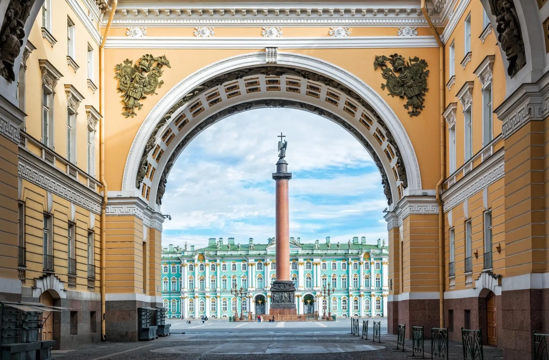 Сегодня, 27 мая, Санкт-Петербургу исполняется 323 года!