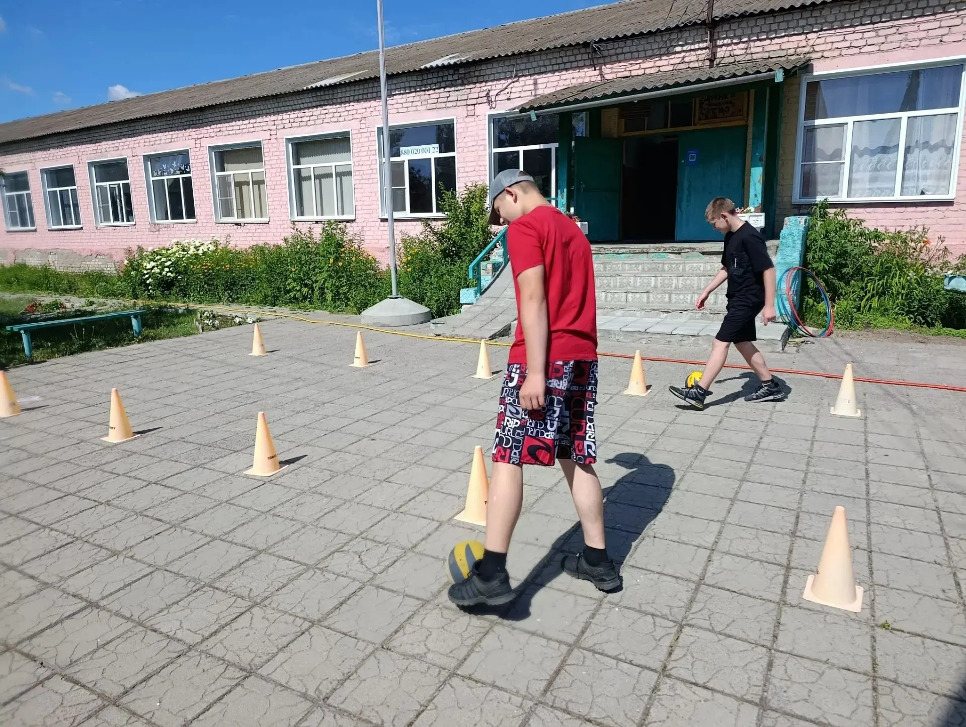 🏃‍♂️ Быстрее, выше, сильнее: на нашей оздоровительной площадке прошли «Веселые старты»!

Сегодня те