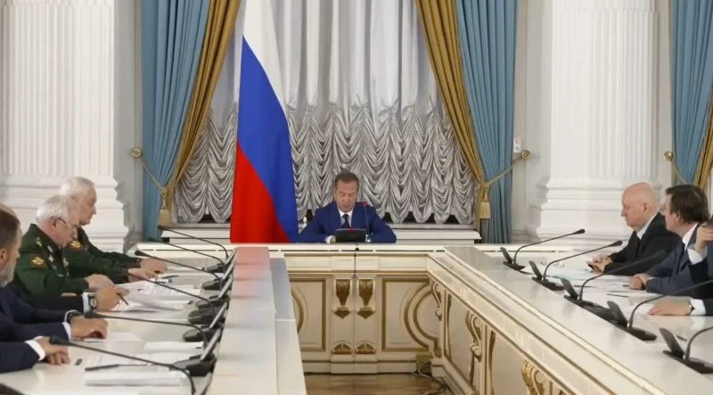 Дмитрий Медведев: «Попытки врага нести всякую пургу о том, что в стране готовится мобилизация, - не 