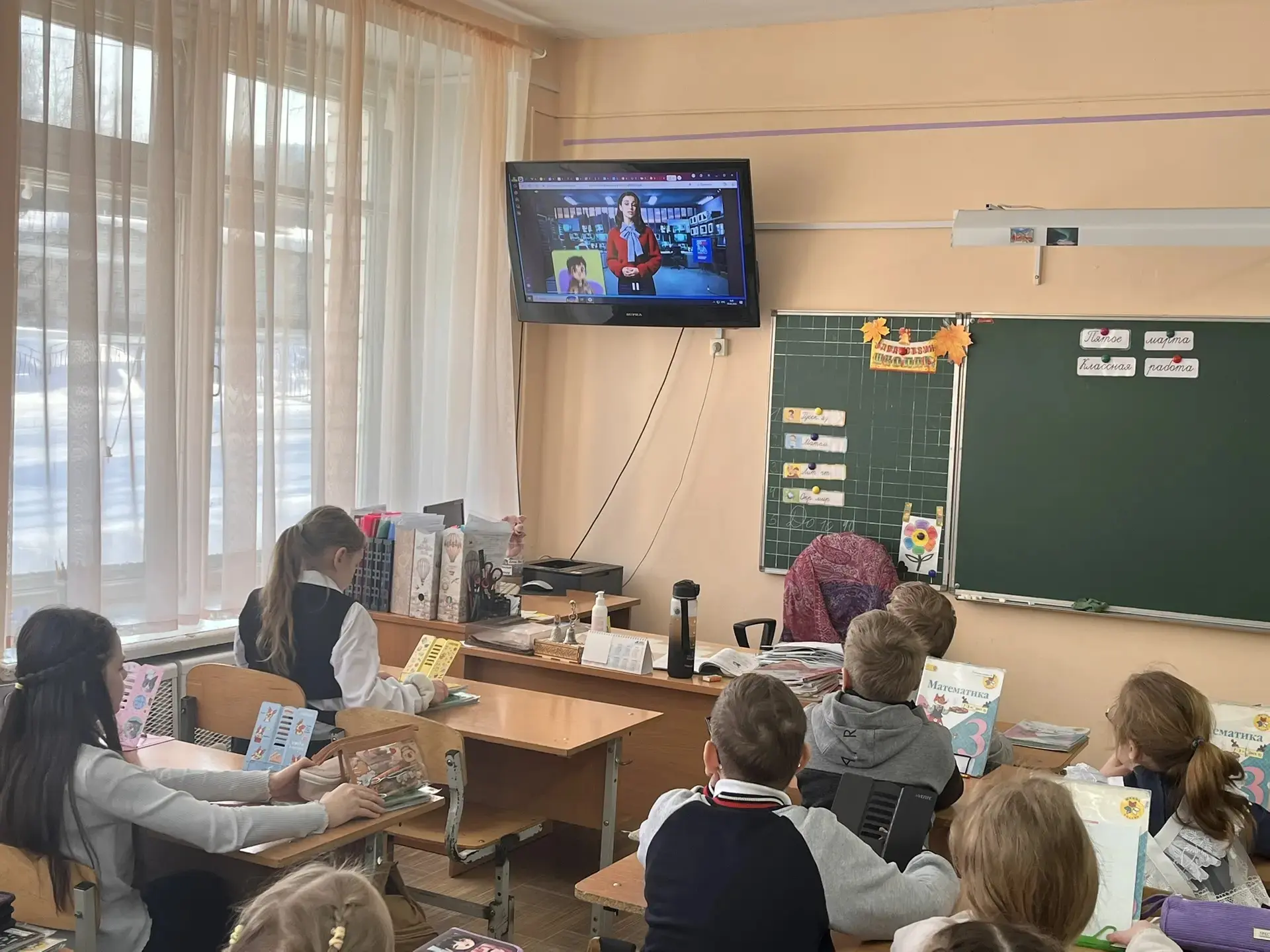 🌐✨ 2 марта в каждом классе нашей прошли занятия «РАЗГОВОРЫ О ВАЖНОМ», посвященные правилам безопасно