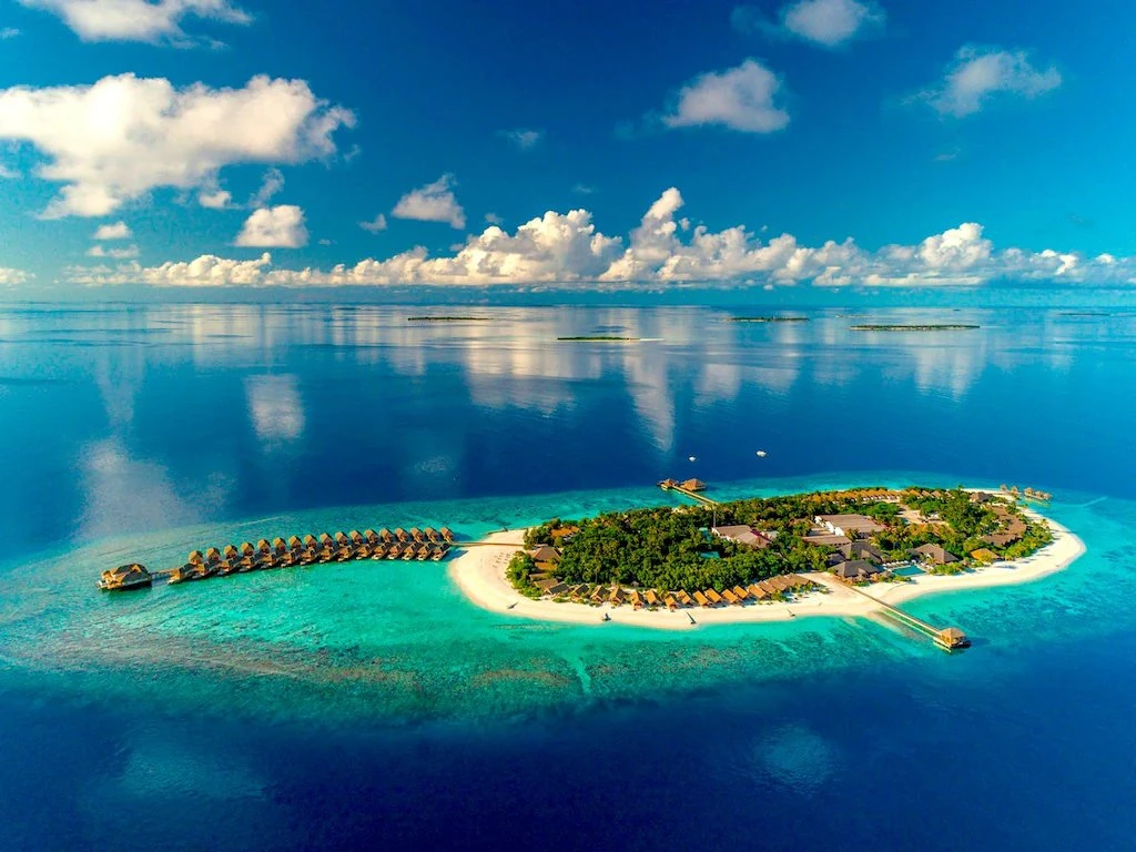 🌴 KUDAFUSHI 5*: уютный рай в атолле Раа!