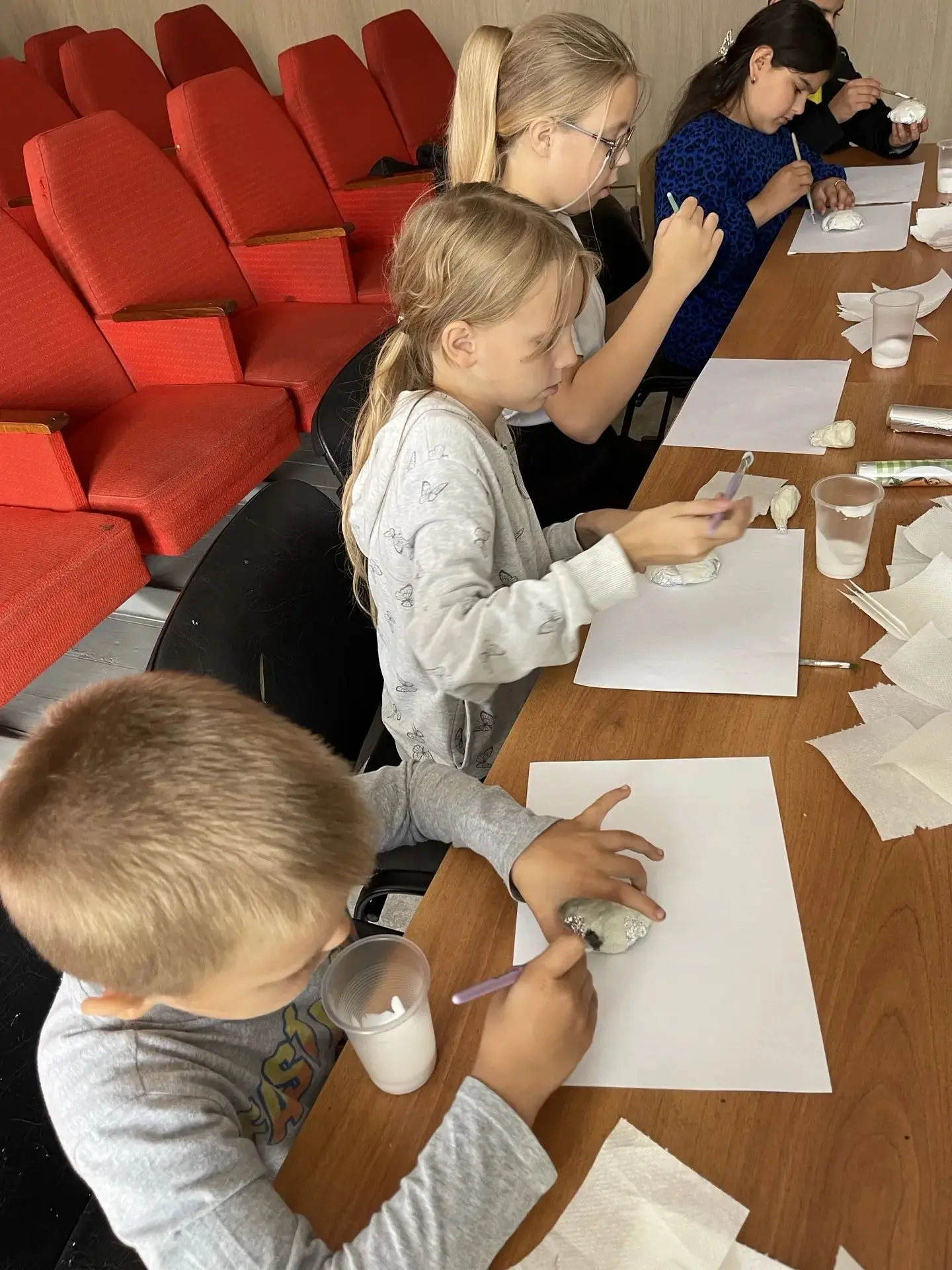 🍁🖌Творчеству на этой неделе в МКУ «КДЦ «Раздольненский» также нашлось место! Мы прове...
