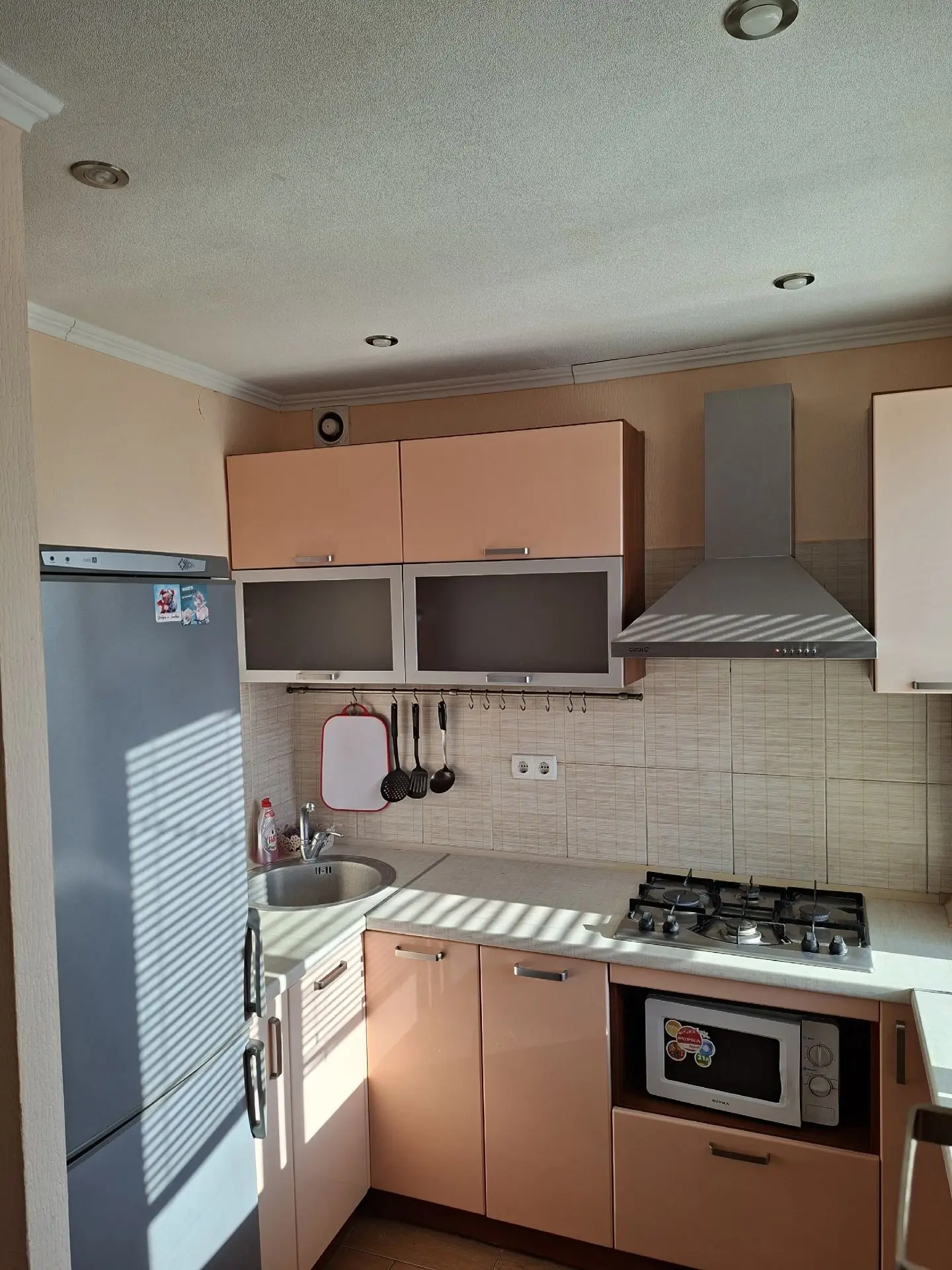 Продам 1-комн , Восток, кв. Гагарина, 33 кв. м. АО, 5/5,  двухконтурный котел.