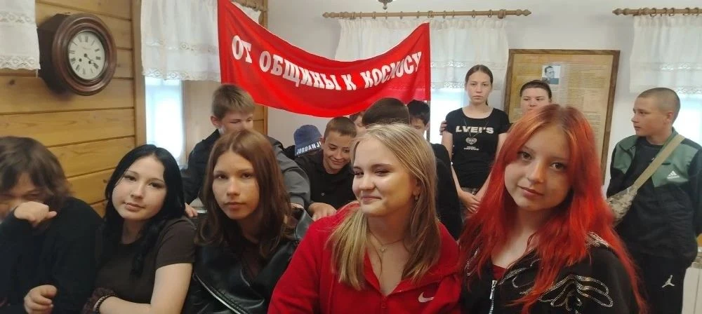 Космос ближе, чем кажется: семиклассники посетили музей Г. С. Титова
⁣
Космос всегда манил человечес