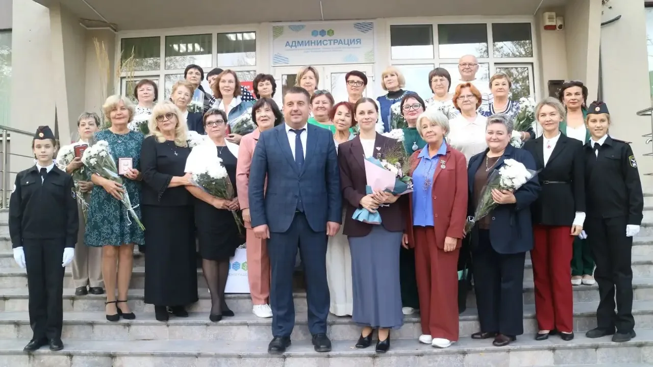 🏆 НАШИ — ЛУЧШИЕ! Гордость школы на приеме у Главы района!