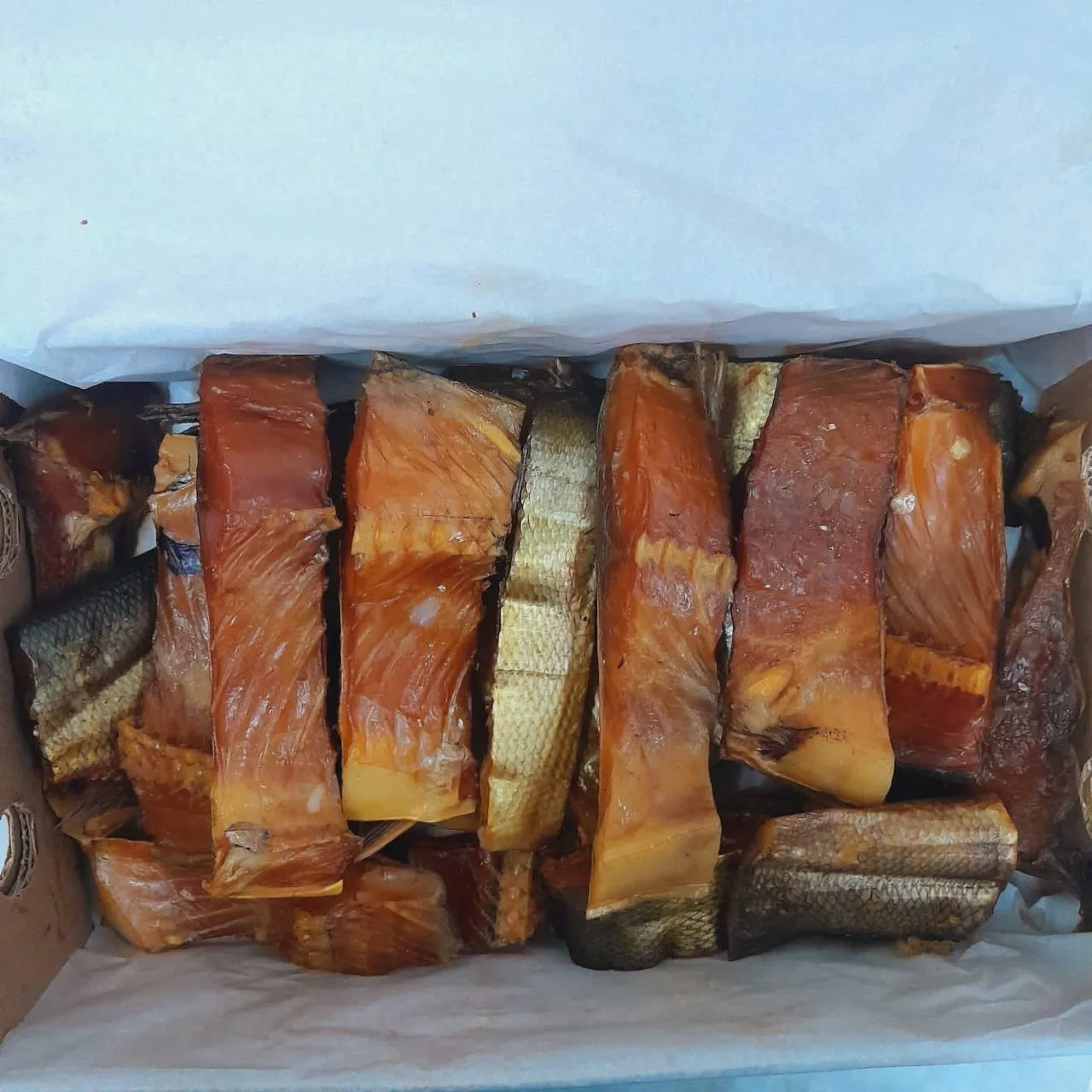 🤍 Толстолобик кусочки холодного копчения. Цена: 75 руб за 100г с НДС.  ☎️По всем вопросам звоните по