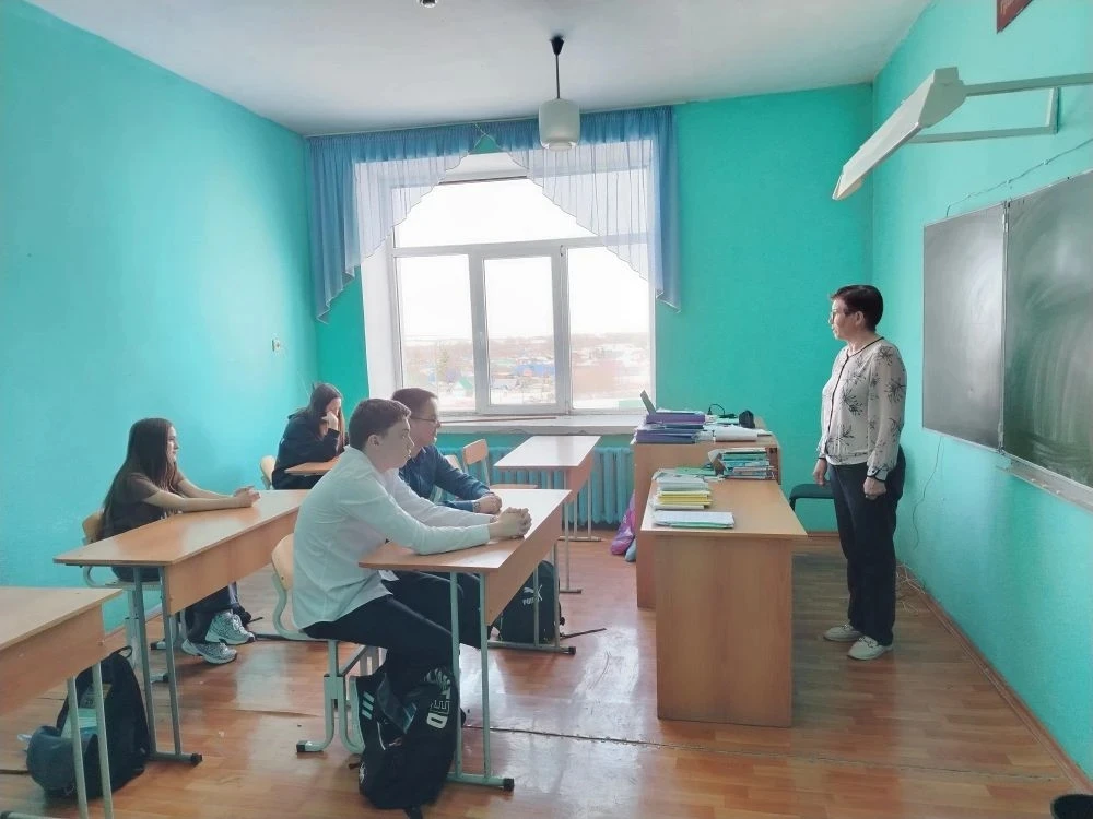 Сегодня в МБОУ СОШ с. Ахмерово было проведено Всероссийское учение по действиям работни...