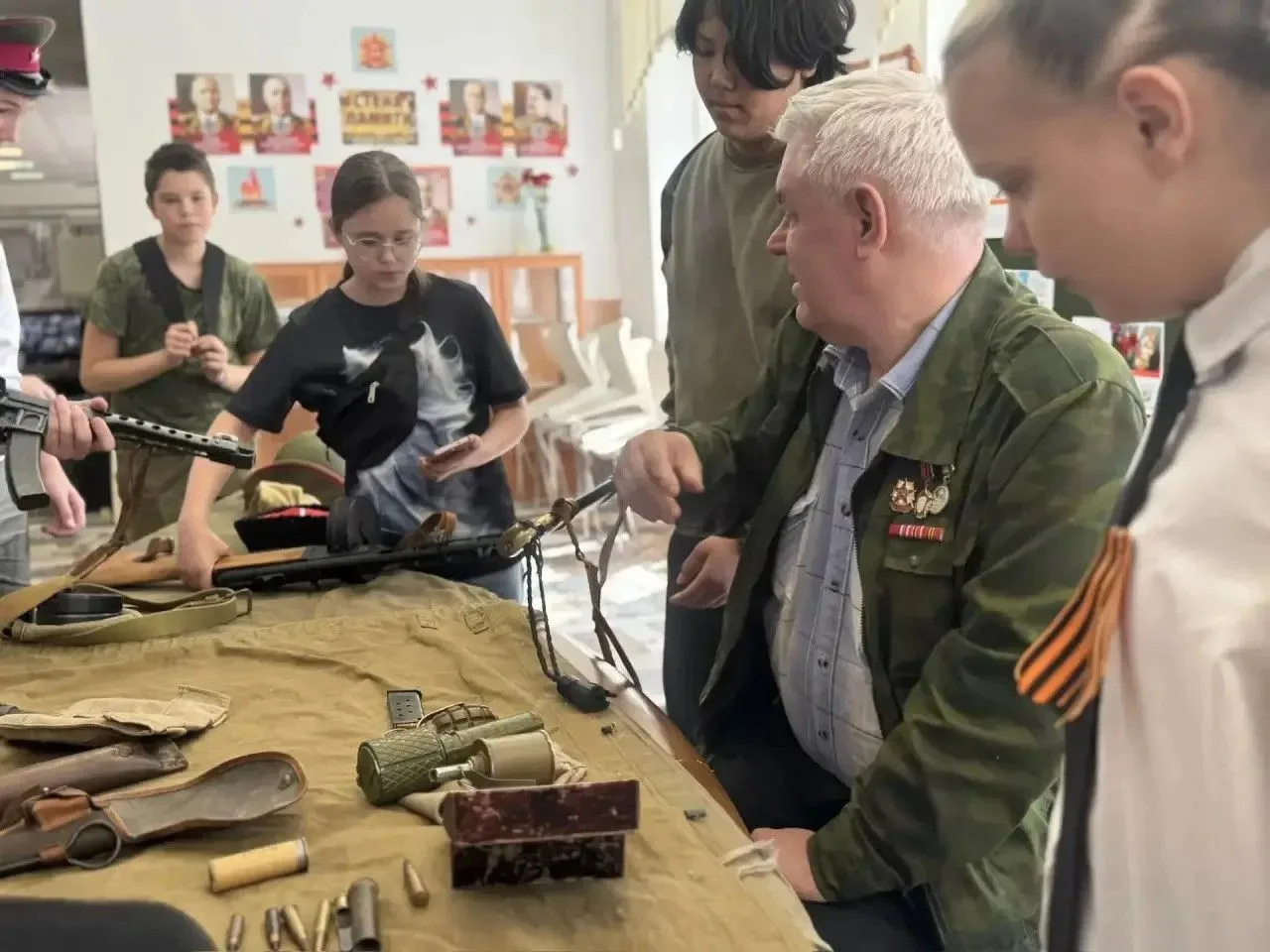 В честь Дня Победы на наших активных переменах к нам с радостью присоединился заместитель председате