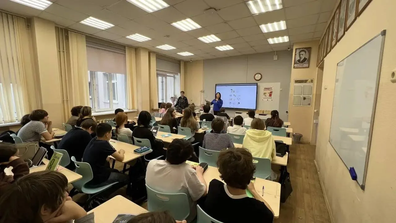 👩‍🏫 Эксперт Лиги Светлана Султангалеева провела первые уроки медиаграмотности в новом...