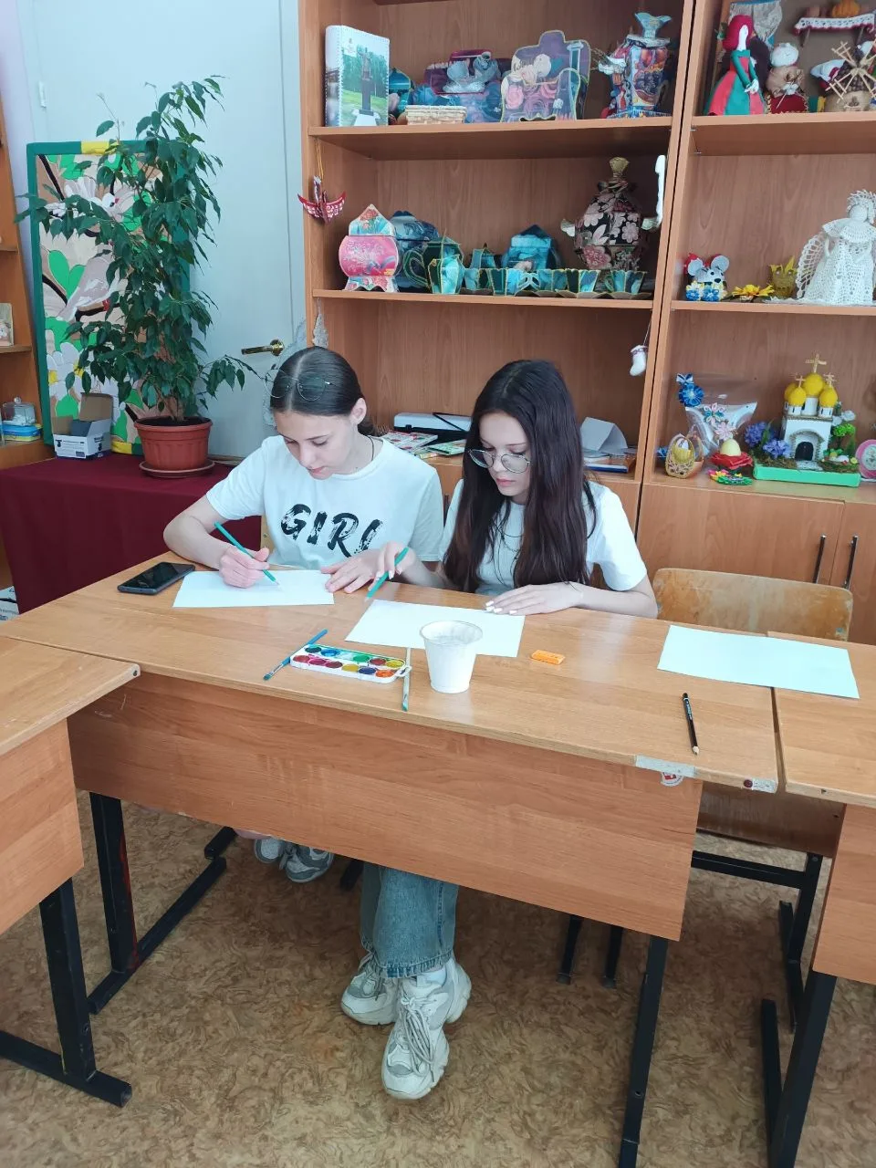 В гостях у «Фантазии и свободы мышления» 🎨🚌