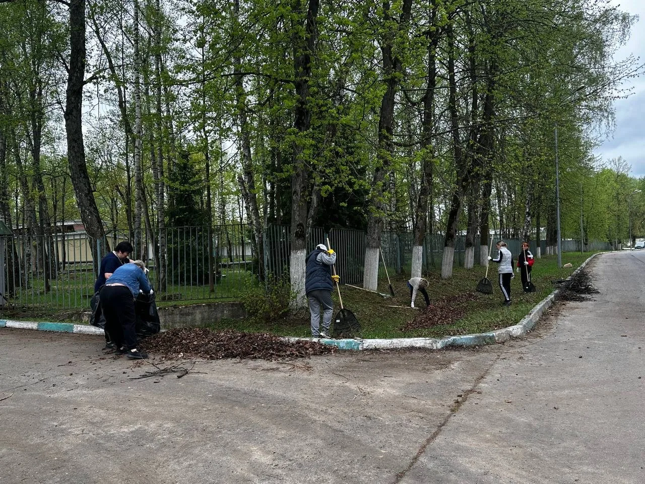 Используем тепло майских дней с пользой!  🫧 В рамках Всероссийской недели субботников «Мы за чистоту