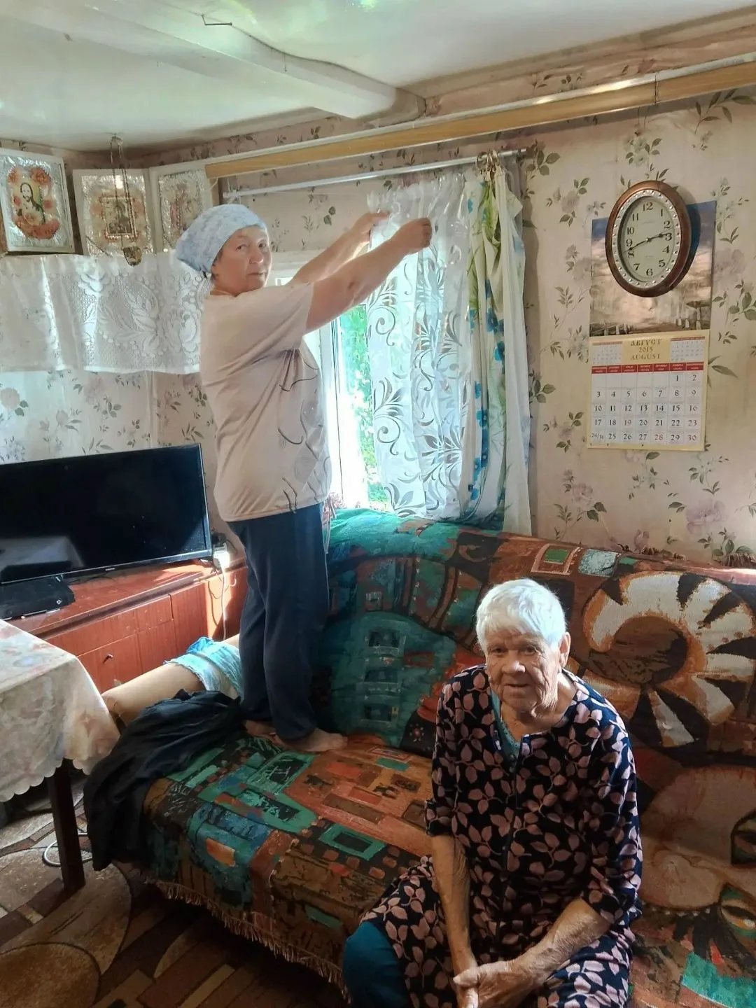 👥Семейный подряд в действии!