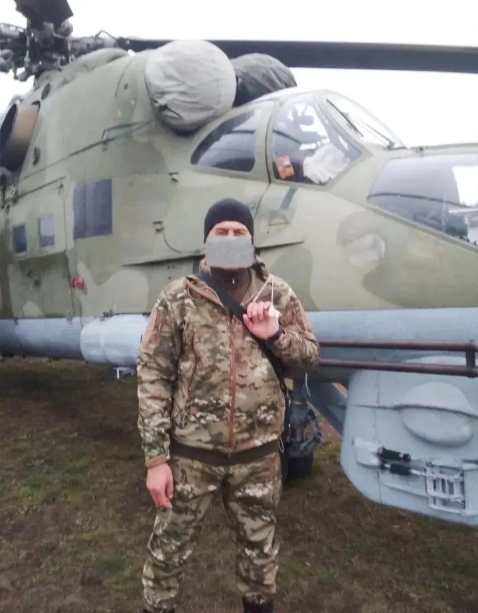 🙏 🙏  Он почти тридцать лет в небе, боевой лётчик, офицер Военно-воздушных сил Российс...