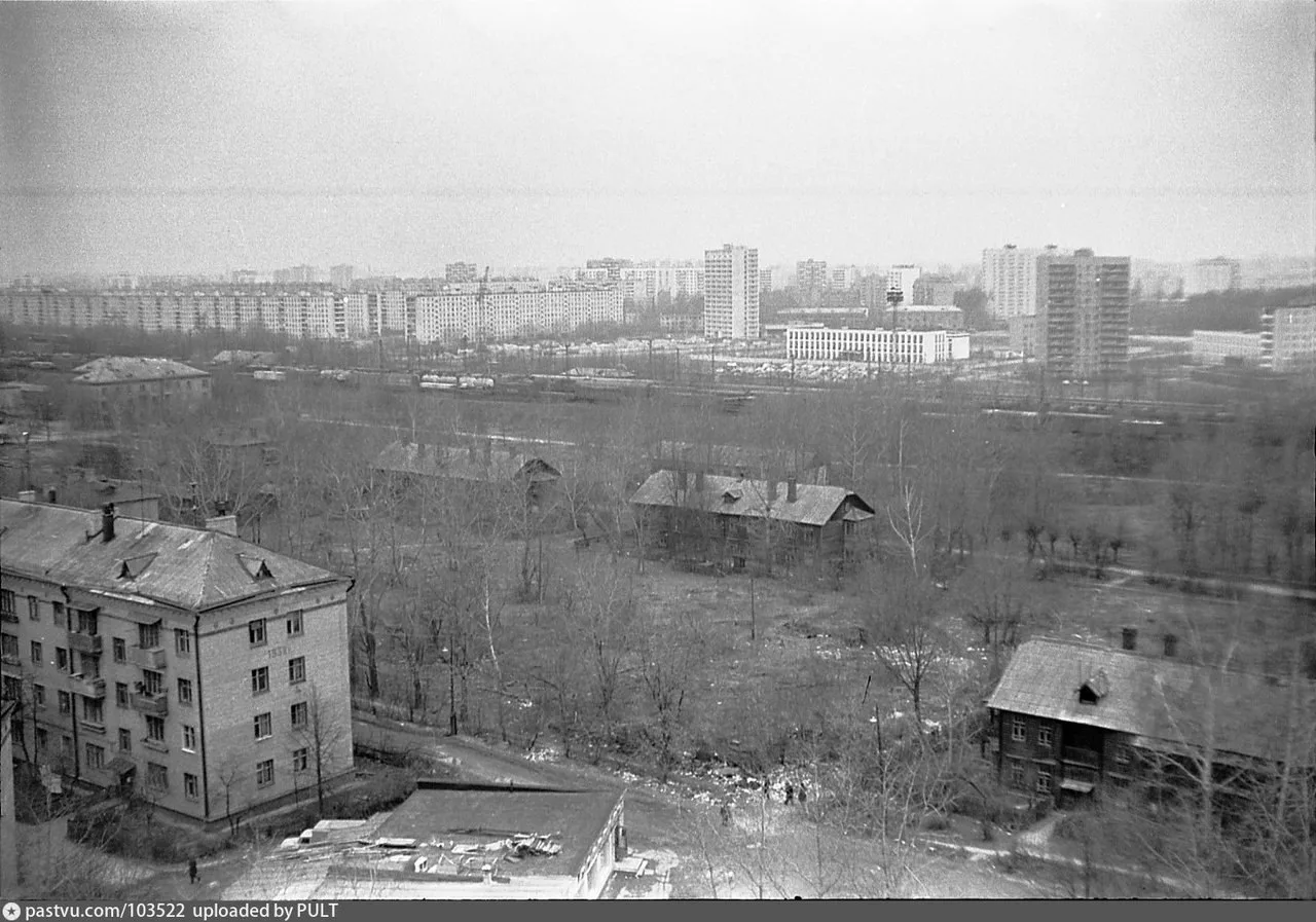 На месте Палехской 30 лет назад стояли бараки