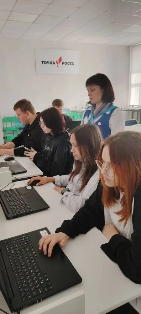 В рамках профориентационной работы В МКОУ Ивановской СОШ прошла встреча со специалистом...