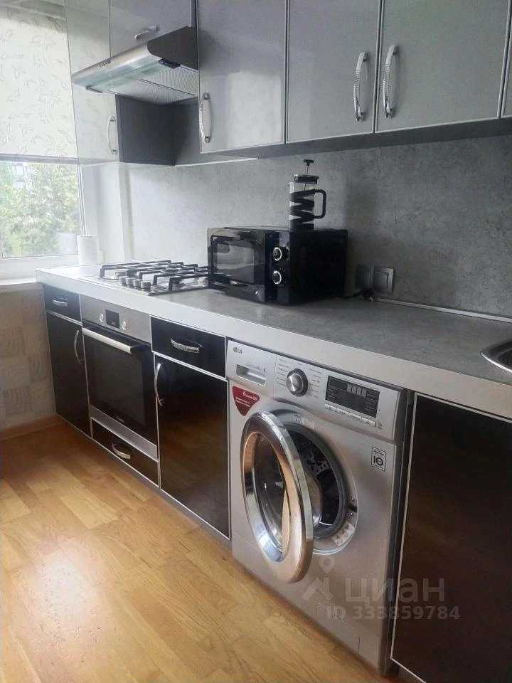Сдам без посредников: 1-комнатная квартира, 32м²