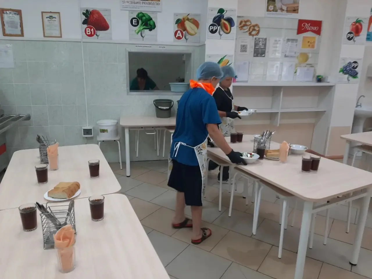 Наши ребята - молодцы! 💪🍽️

Сегодня в столовой было особенно людно - и дело не в обеде! Наши мальч